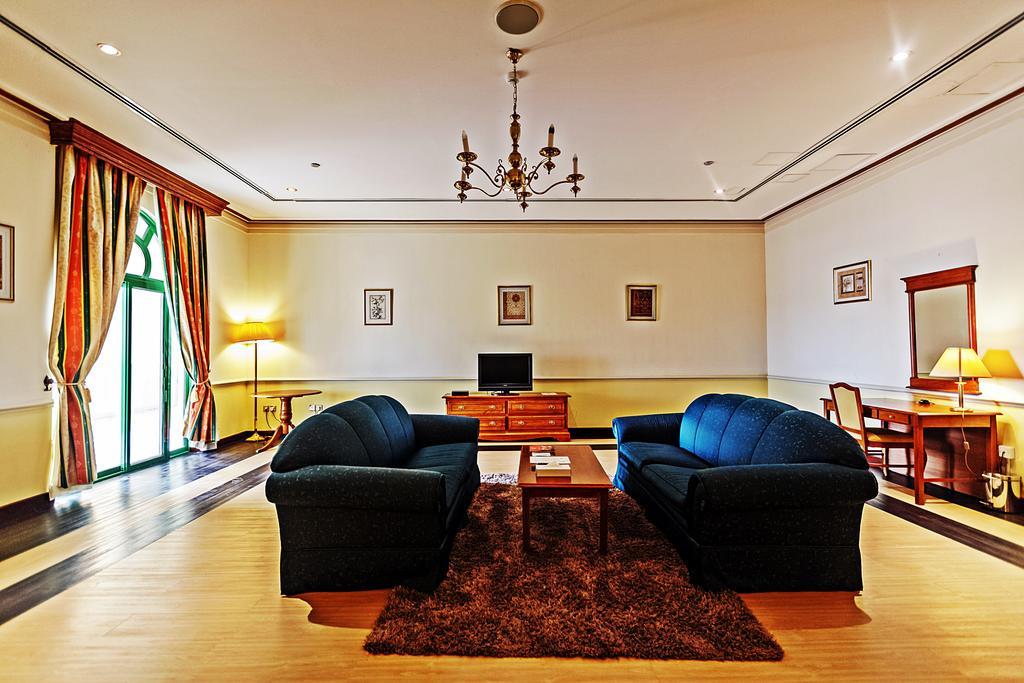 Cassells Ghantoot Hotel & Resort 外观 照片